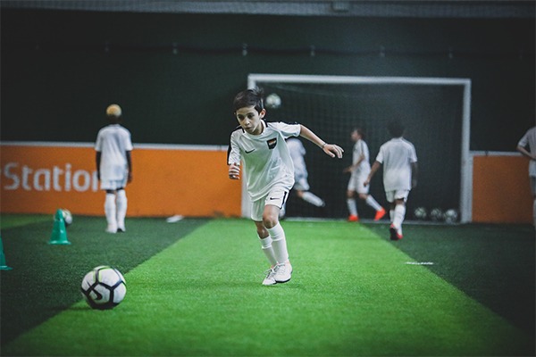 joueur de foot urban enfant